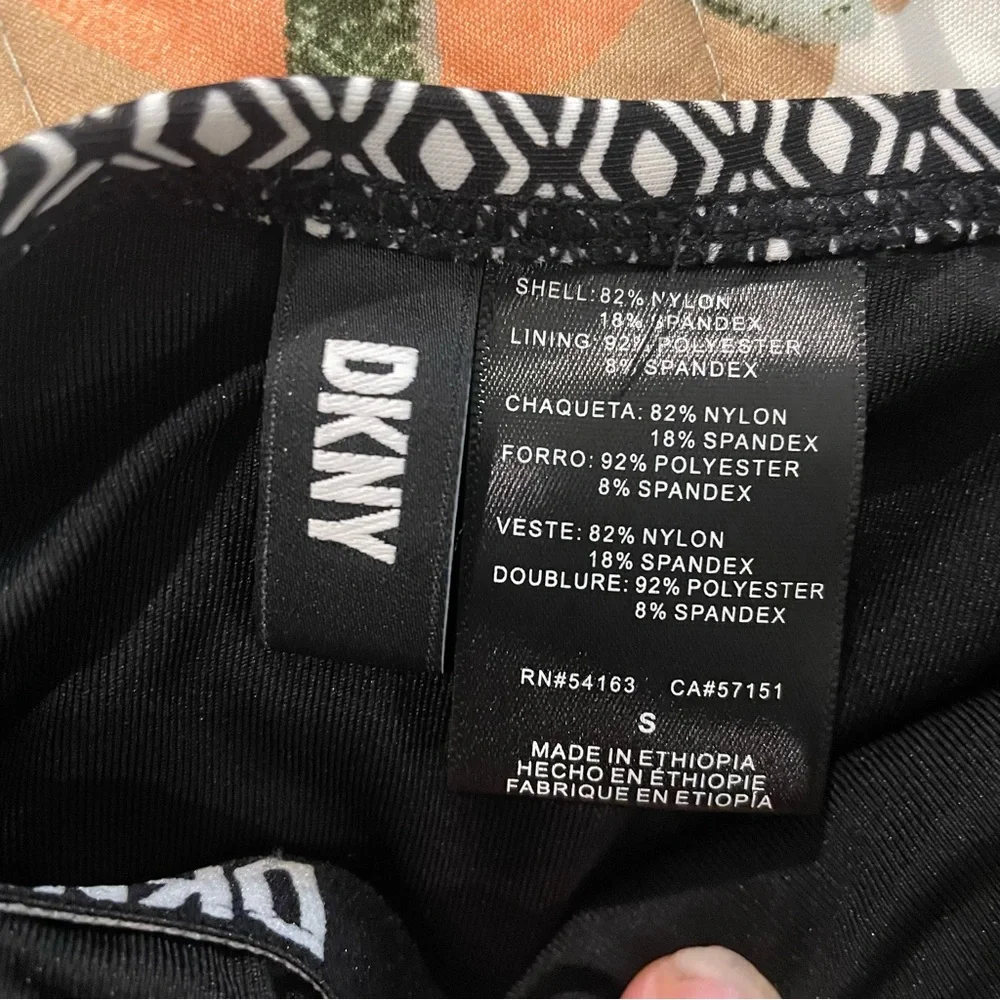 DKNY Womens Geometric Diamond Print One Piece Swimsuit DI2SS001 Black White S - Picture 3 of 7